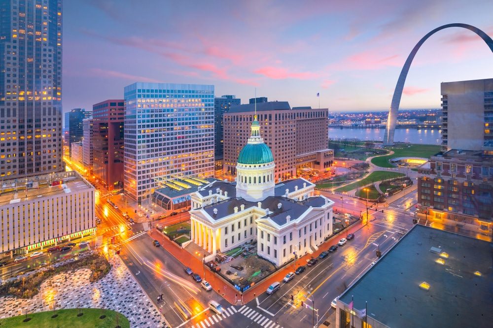 St.,Louis,Downtown,Skyline,At,Twilight,From,Top,View